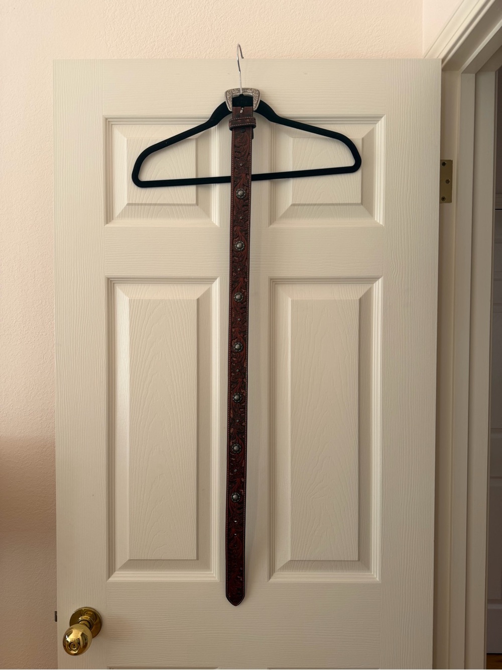 Roper. Tag removed. Brown Tooled Leather Decorative Belt -